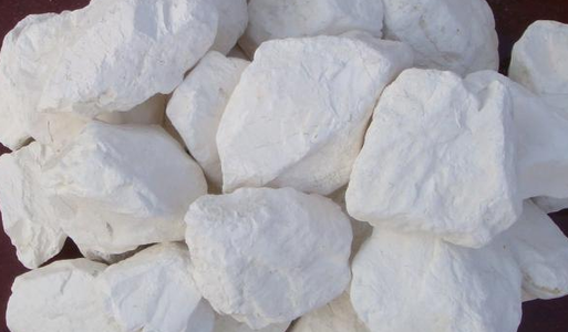 養(yǎng)殖場如何使用氧化鈣消毒？注意事項有哪些？